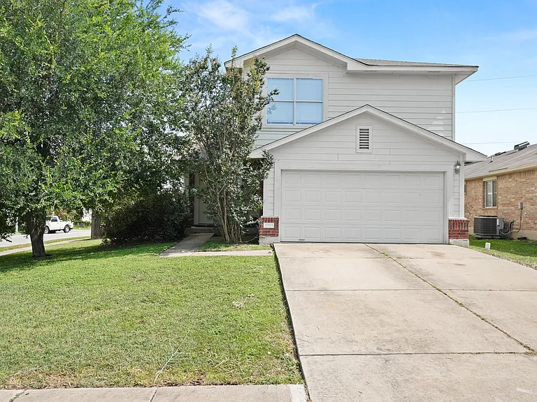 12945 White House St — Photo 2
