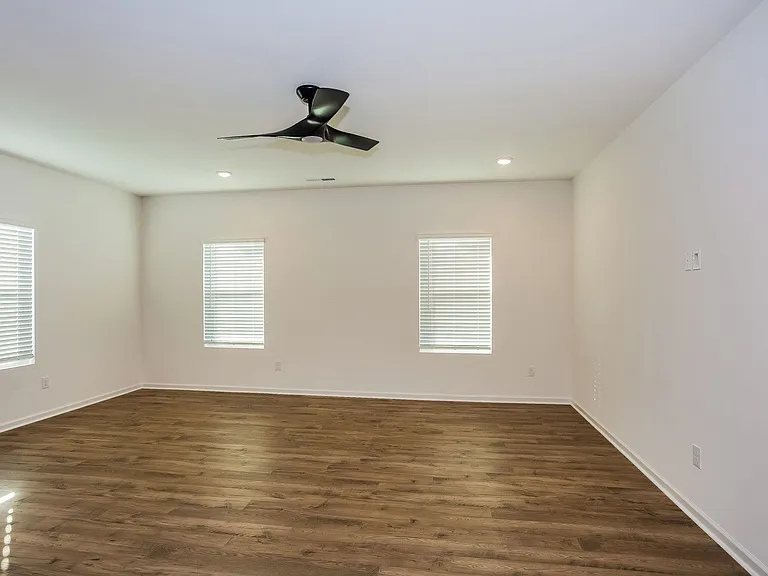 11828 Avocet St — Photo 3