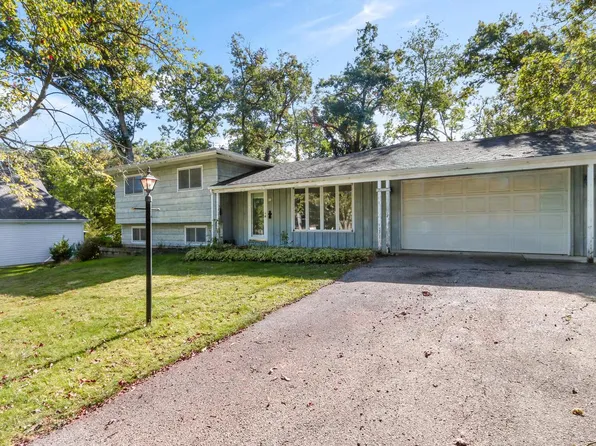 853 Sauganash DRIVE, Fontana, WI 53125