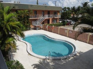 1750 N 17th Ct APT 204, Hollywood, FL 33020