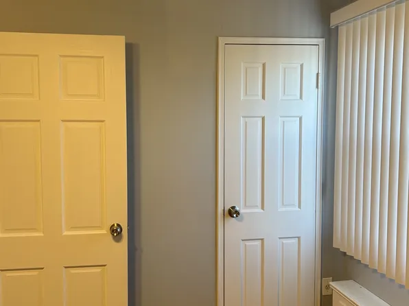 942 East 85th Street image 6 of 12