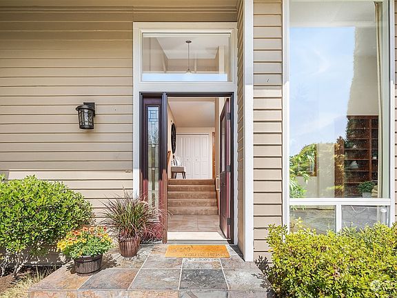 3rd image of 13320 NE 117th Way
