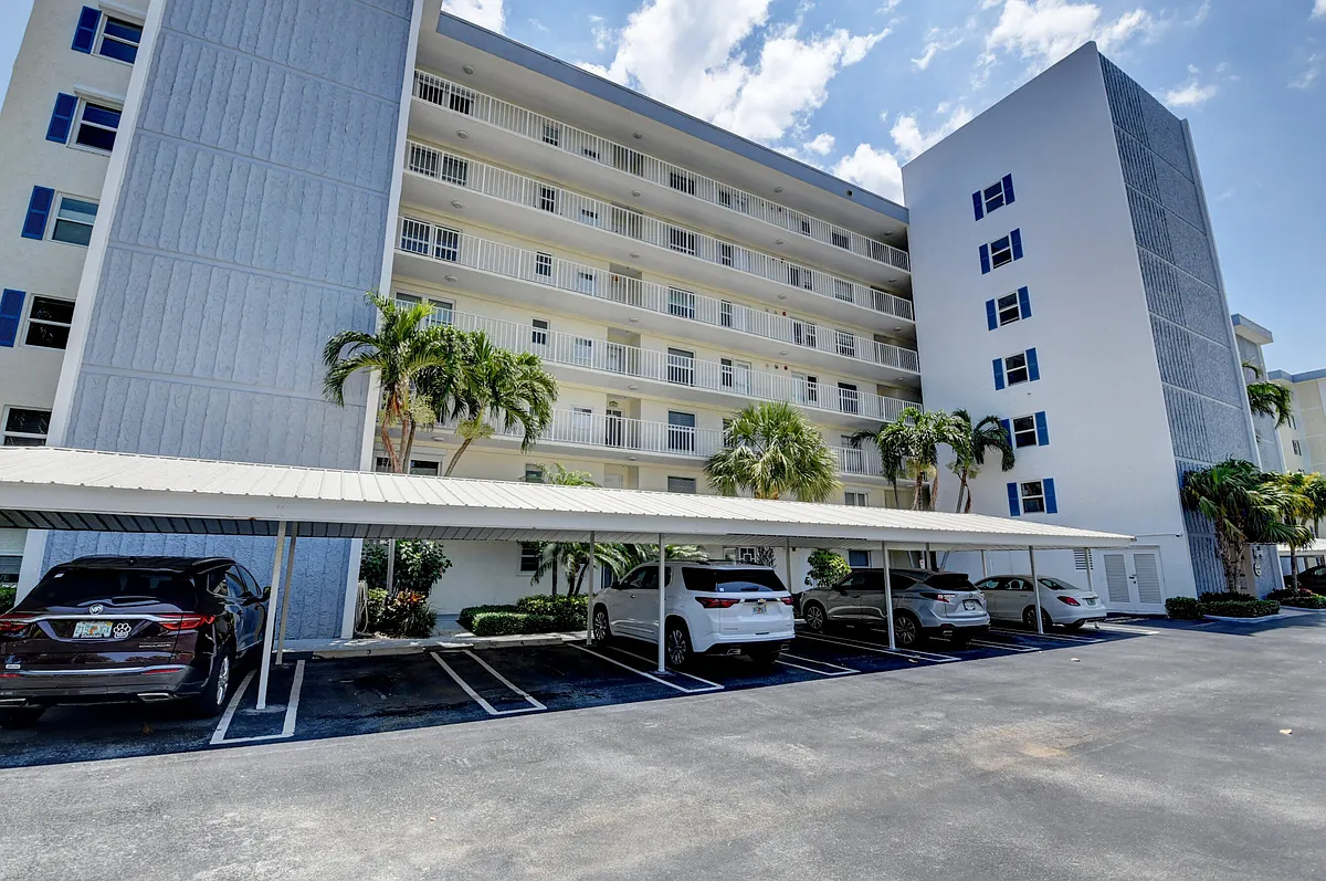 Building Photo - 1 Harbourside Dr #3603