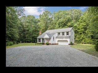 2088 River Dr, King George, VA