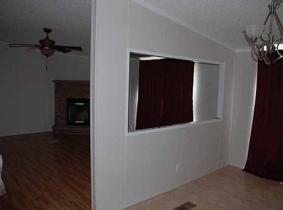 5th image of 325 Freedom Dr