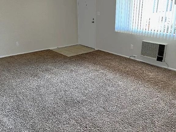 3rd image of 630 & 638 Silverwood Ave #638-01