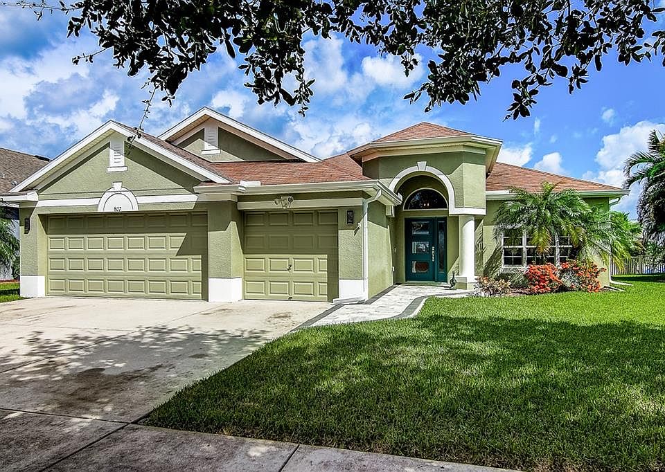 1st image of 807 Seminole Sky Dr