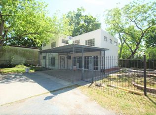 6411 N Main St #3B, Houston, TX 77009
