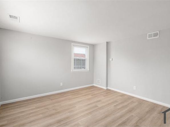 2015 Dineen Dr