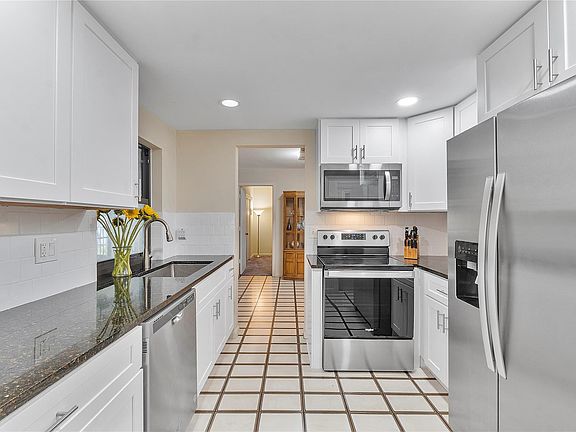 5th image of 14583 Sunny Waters Lane
