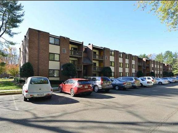 2nd image of 10721 West Dr APT 303