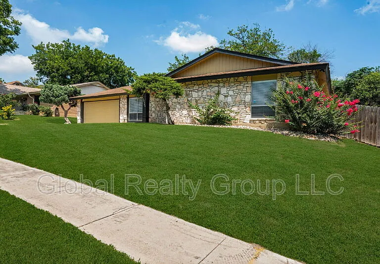 12306 Independence Ave — Photo 3