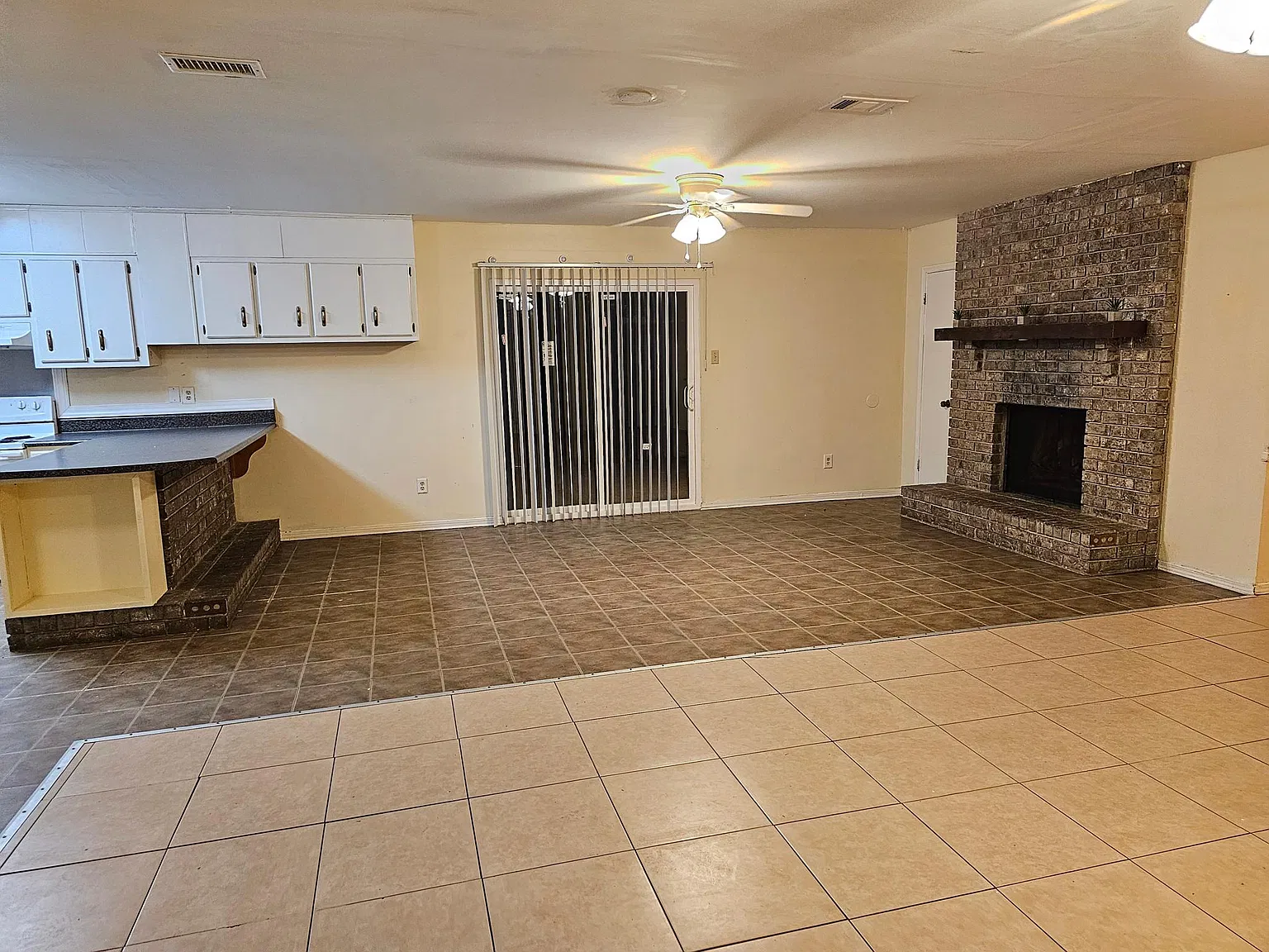 3 bed, 1500 sqft, $1,650 — Photo 4