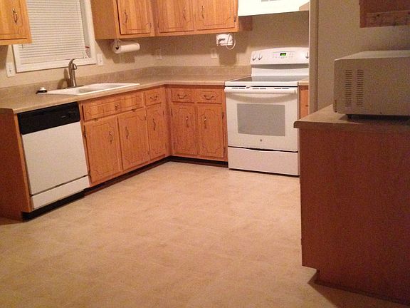 4th image of 3435 Kingfisher Dr