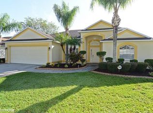 2302 Towering Oaks Cir, Seffner, FL 33584