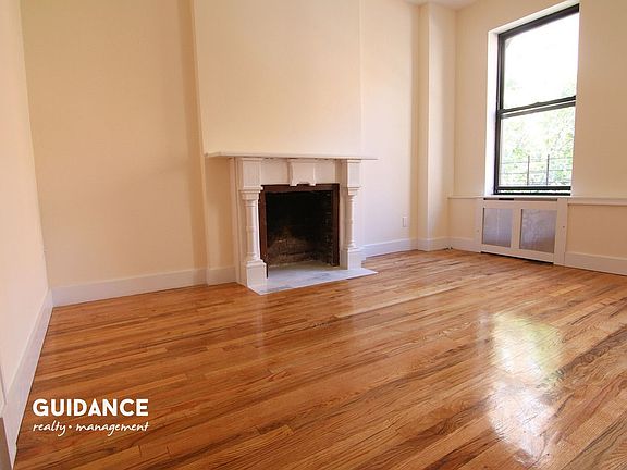 5th image of 371 Amsterdam Ave APT 3