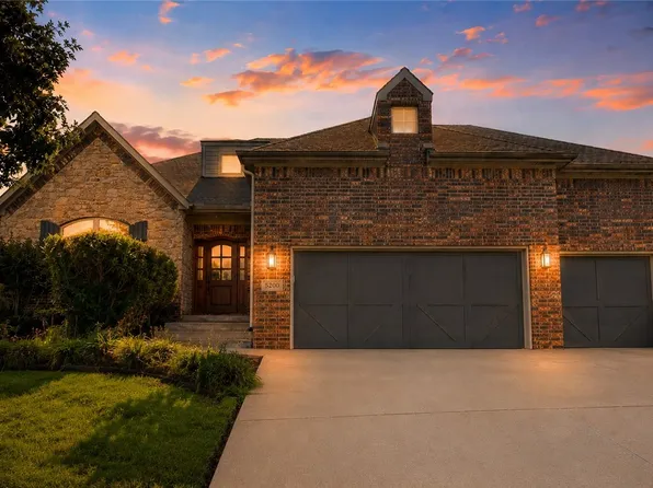 5200 SW Blaire Mont Rd, Bentonville, AR 72713