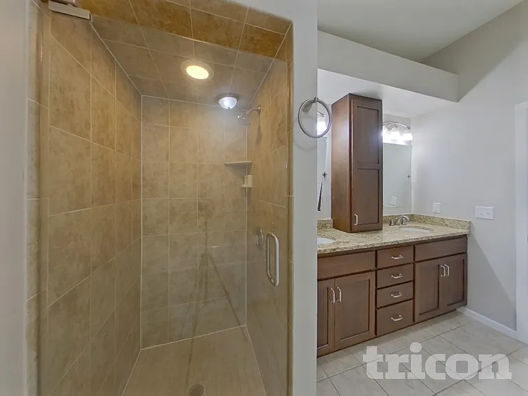 1444 Willow Creek Ln — Photo 10