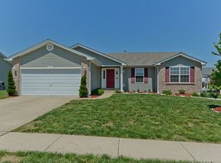 1807 Hackmann Hollow Dr, Wentzville, MO 63385
