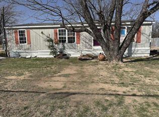 110 Bell St, Bangs, TX 76823