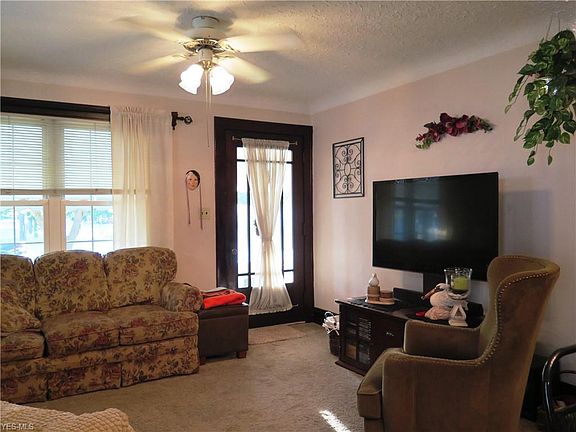 5th image of 4175 W 210th St