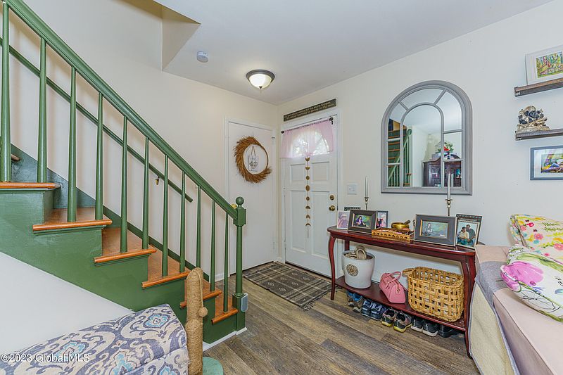 5th image of 78 N Linden Street