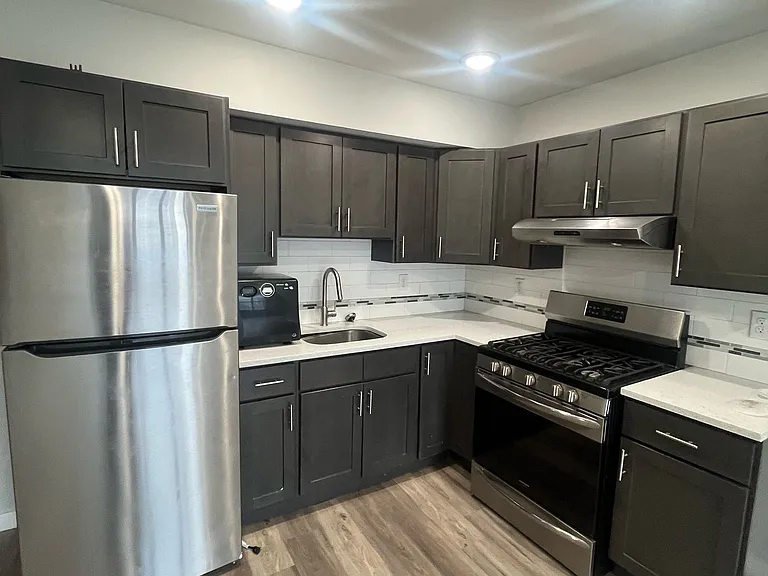 77 Park Ave #213 — Photo 1