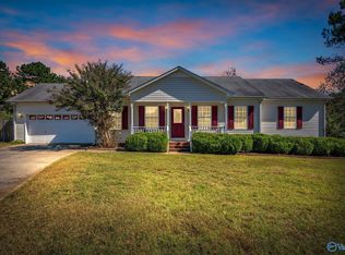 109 Costal Dr, Hazel Green, AL 35750