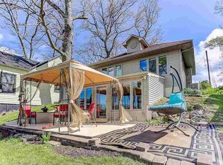 7922 E Cree Lake Dr N, Kendallville, IN 46755