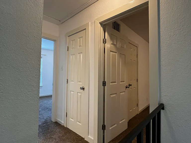 6211 Manor Rd #115 — Photo 15