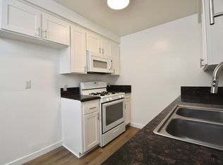 11225 Huston St #18138429, North Hollywood, CA 91601