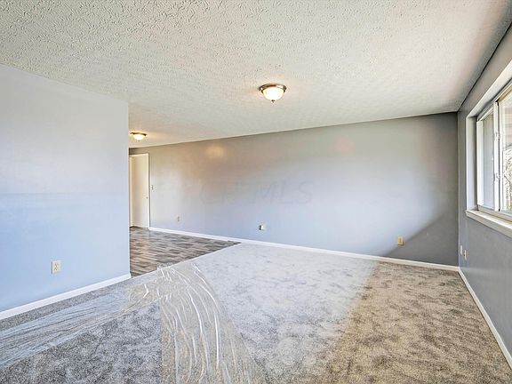 5th image of 6724 Greenbush Dr