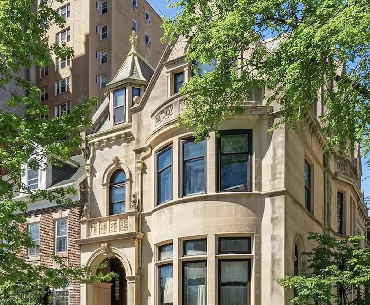 28 Prospect Park West — Photo 1