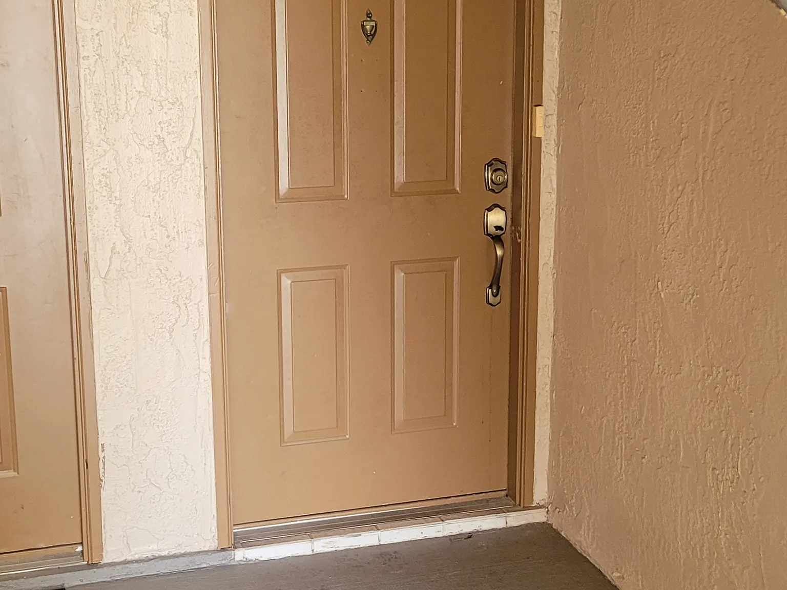 2 bed, 1080 sqft, $1,750 — Photo 3