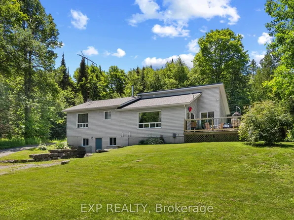 230 Kartuzy Rd, Madawaska Valley, ON K0J 1B0