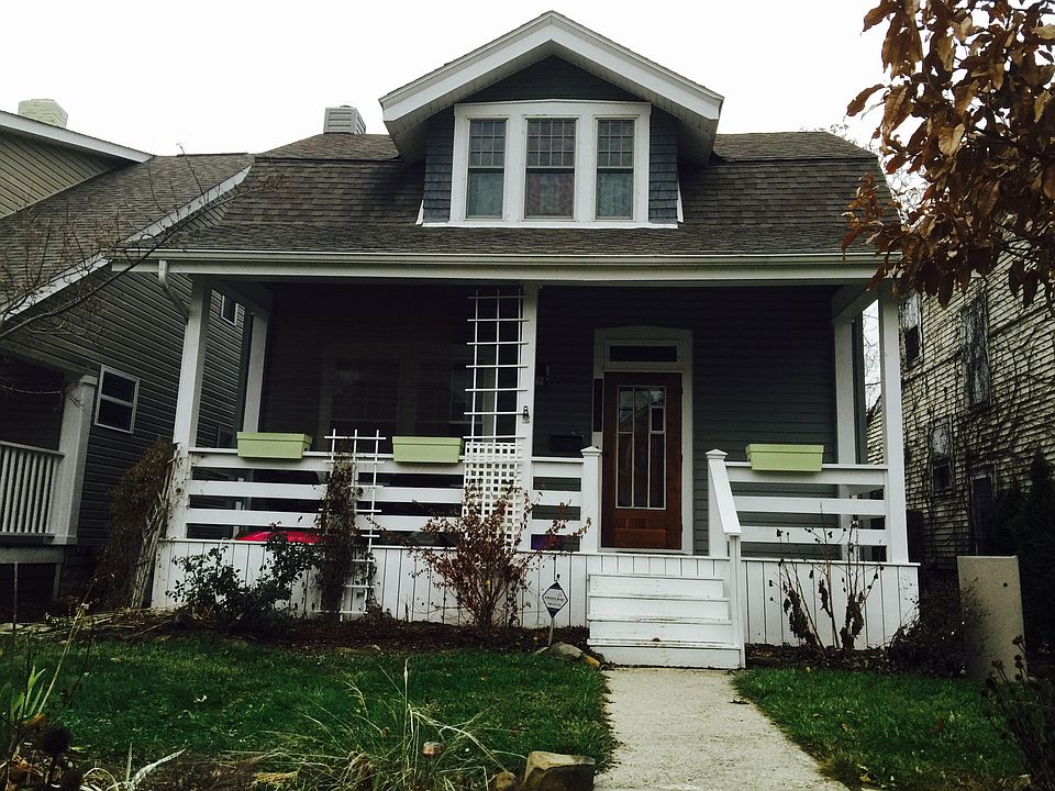 1st image of 2564 Glen Echo Dr