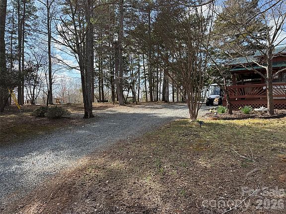 2nd image of 102 Doe Ct #G76
