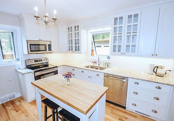 4th image of 104 Elm Park Rd #104