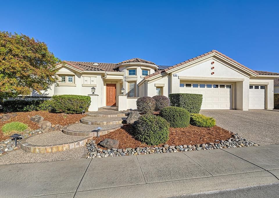 1st image of 855 Mossy Ridge Ln