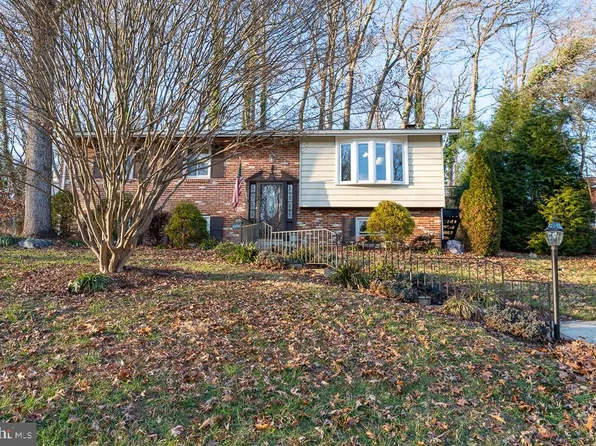 12012 Fairway Ct, Glenn Dale, MD 20769