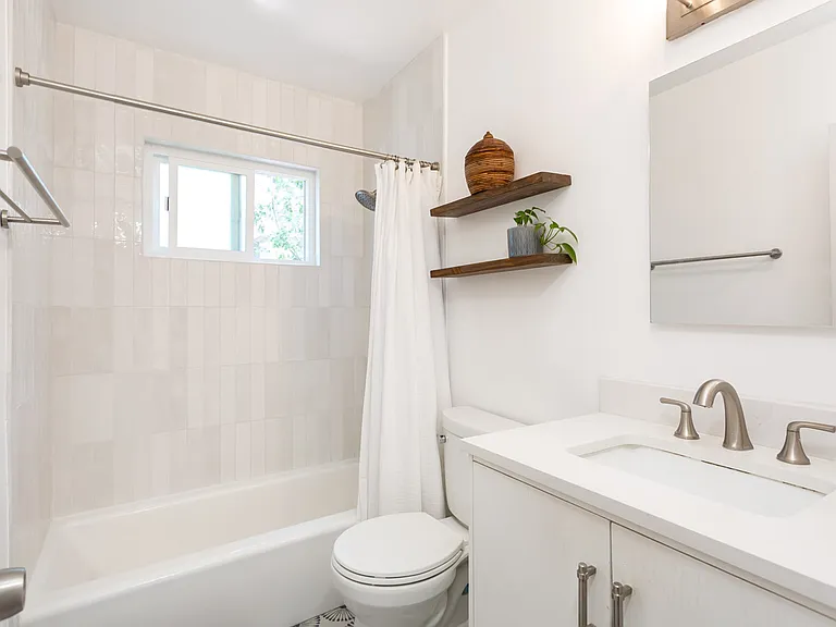 3820 Belmont Ave — Photo 11