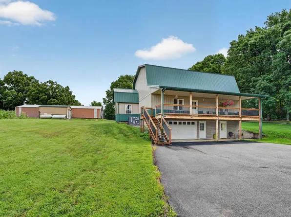 848 Paradise Rd, Grand Rivers, KY 42045