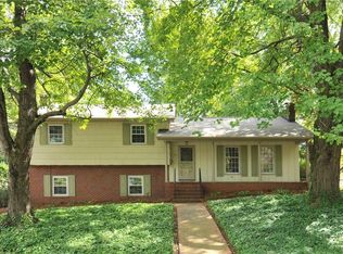 3220 Crittenden Ct, Winston Salem, NC 27106
