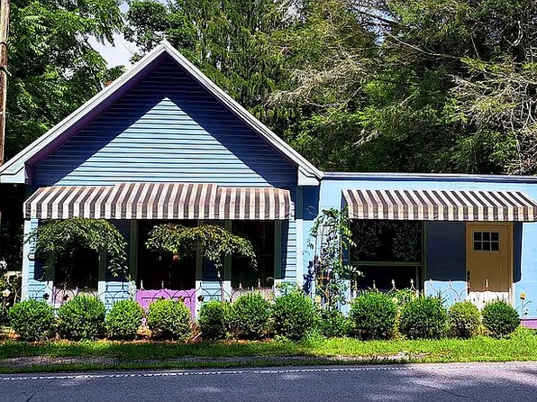 2622 Greenville Hwy, Flat Rock, NC 28731
