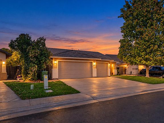4th image of 8555 Mission Bells Ct
