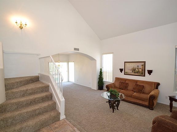 2nd image of 9217 N Mount Vernon Dr
