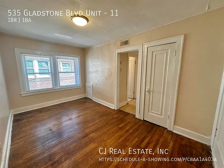 535 Gladstone Blvd #11 — Photo 9