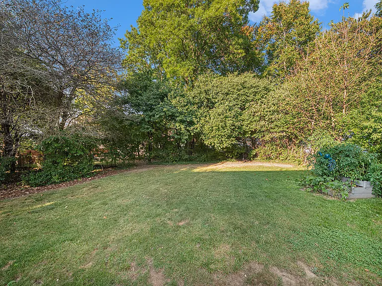 2205 Highlander Dr SE — Photo 33