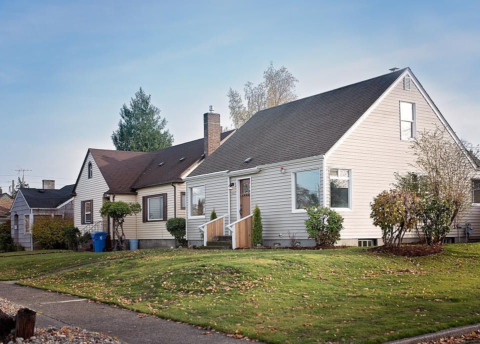 1st image of 4022 N 13th St