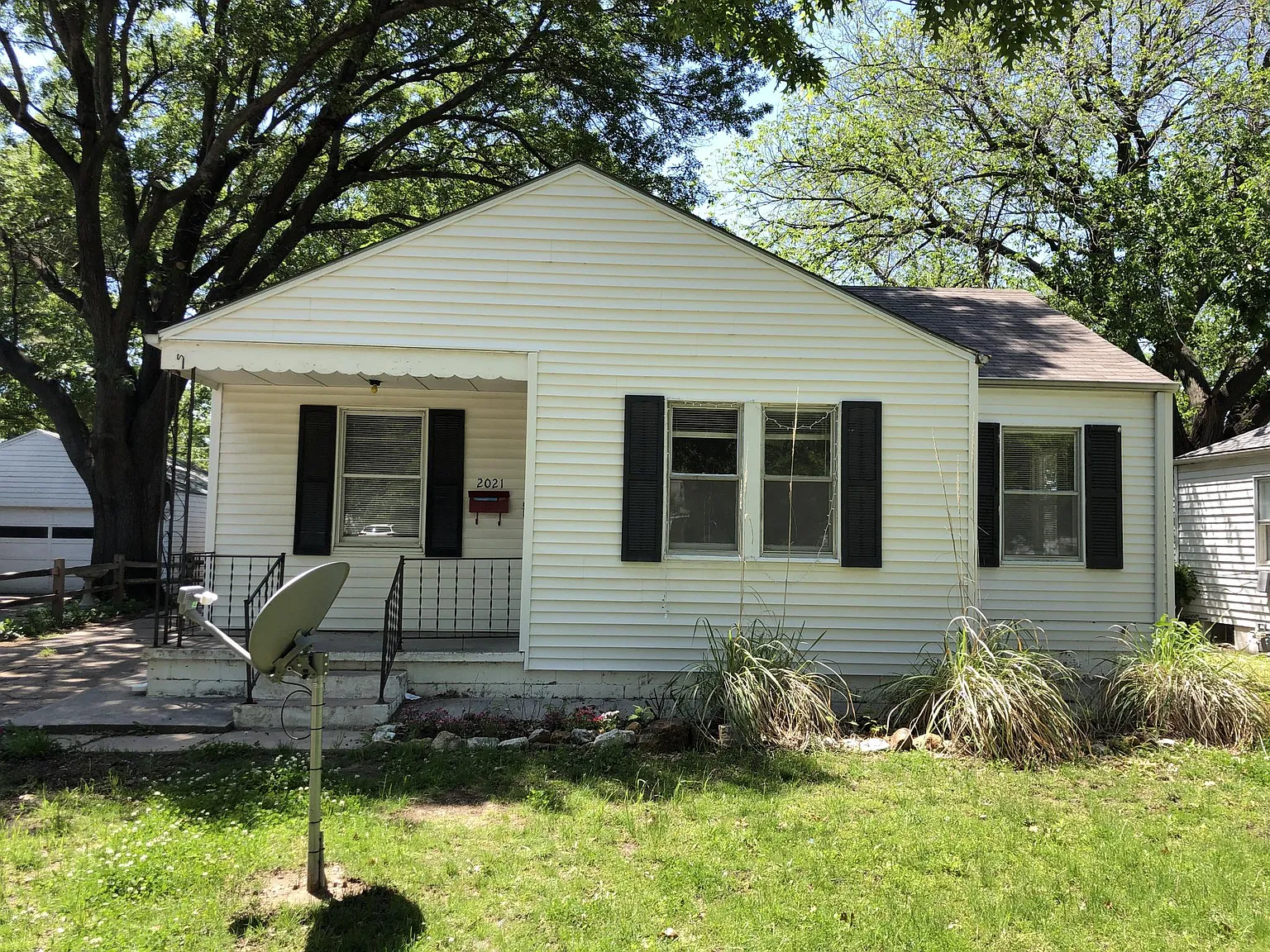 2 bed, 1016 sqft, $1,250 — Photo 1